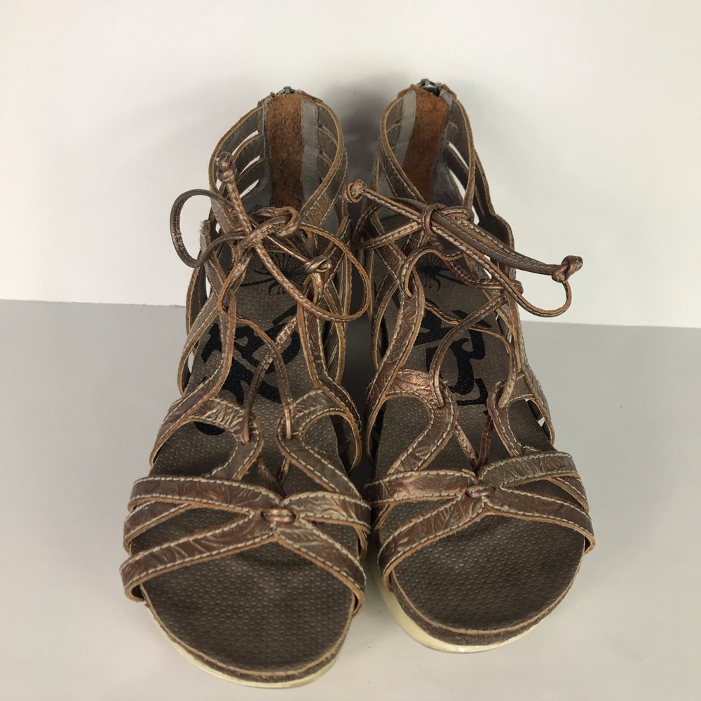 OTBT Nomadic Embossed Light Pewter Wedge Sandals - Picture 4 of 8